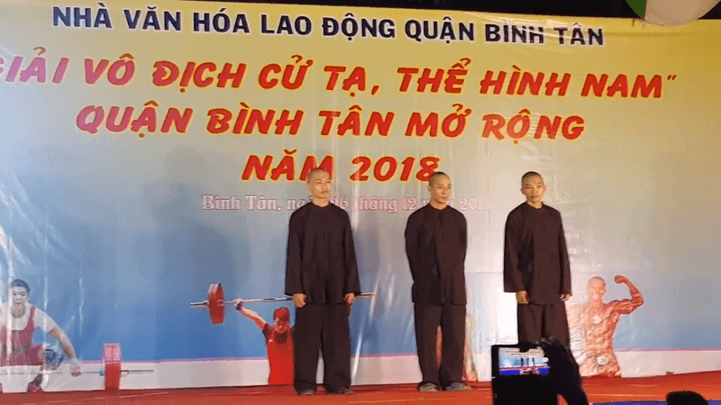 3 thầy tu ở tịnh thất Bồng Lai đoạt cả 3 giải vàng bạc đồng ở cuộc thi thể hình