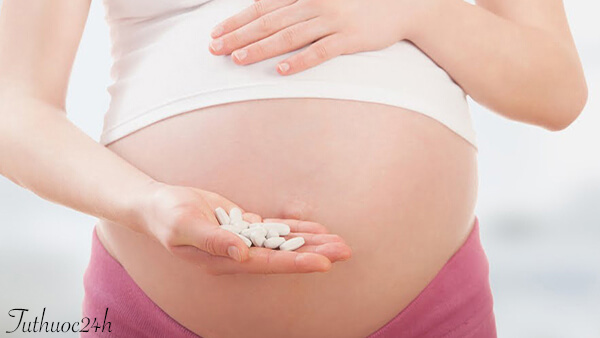 Những lưu ý nếu chẳng may uống thuốc khi không biết mình mang thai