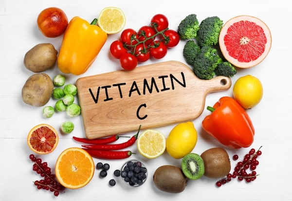 Uống kẽm và vitamin C cùng lúc có công dụng gì? 1