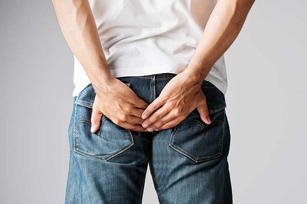 Đau xương cụt ở nam giới hiện nay là một trong những bệnh lý rất phổ biến