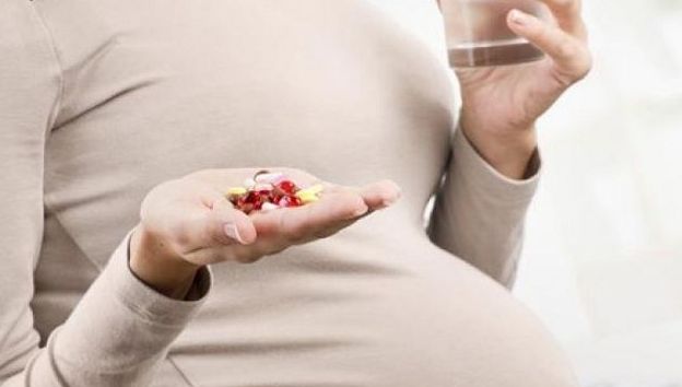 Dùng thuốc bổ trước mang thai đúng cách để con không dị tật bẩm sinh