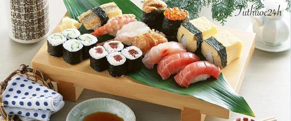 Các món ăn sushi, rượu và phô mai mềm nên bỏ qua