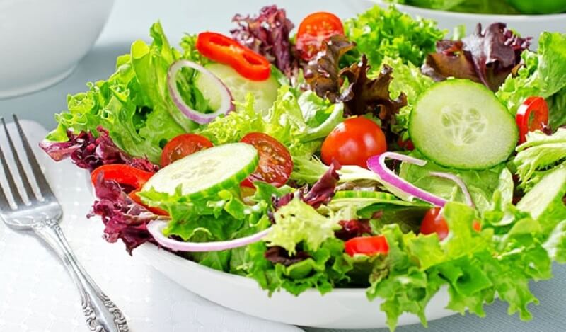 Người bệnh tiểu đường nên ăn rau xanh để đảm bảo đủ dinh dưỡng