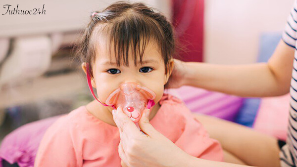Viêm phổi trẻ em và những điều ba mẹ cần hết sức lưu ý
